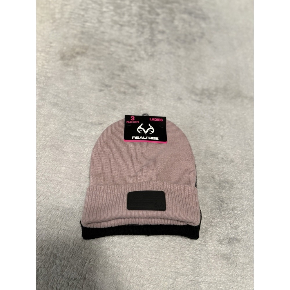 New Realtree 3 Womens Beanies Pink Gray Black USA Flag